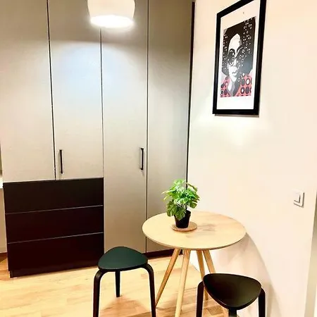 Deux Pieces Familial Chic Et Confortable - Square Courteline - Nation - Centre Appartamento